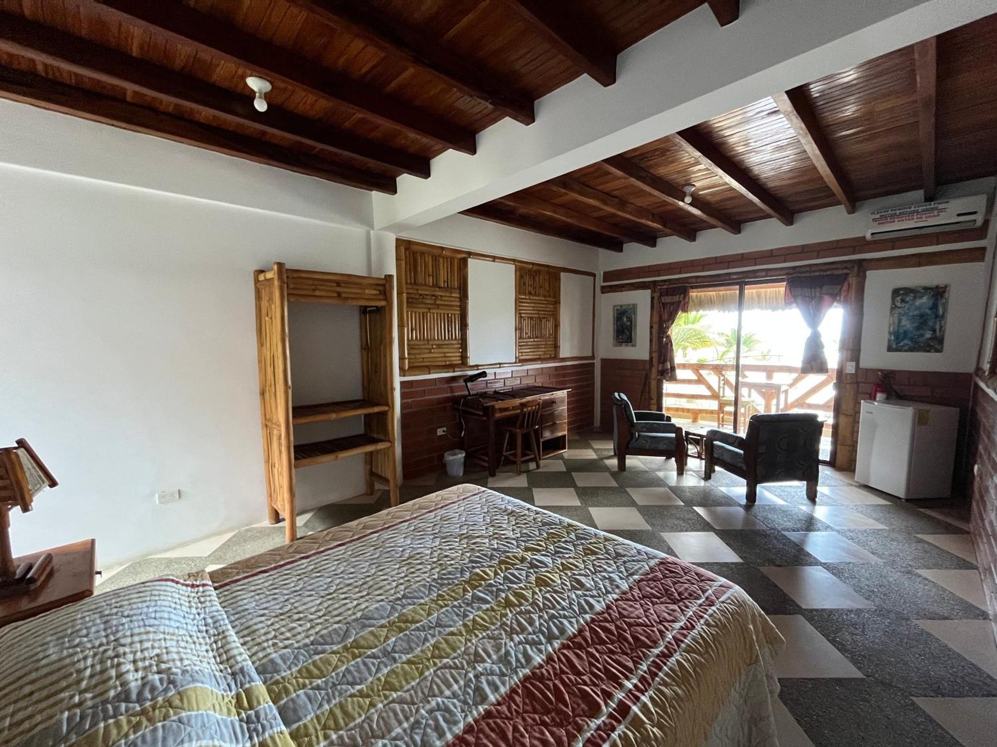 Puerto López Victor Hugo Hotel מראה חיצוני תמונה