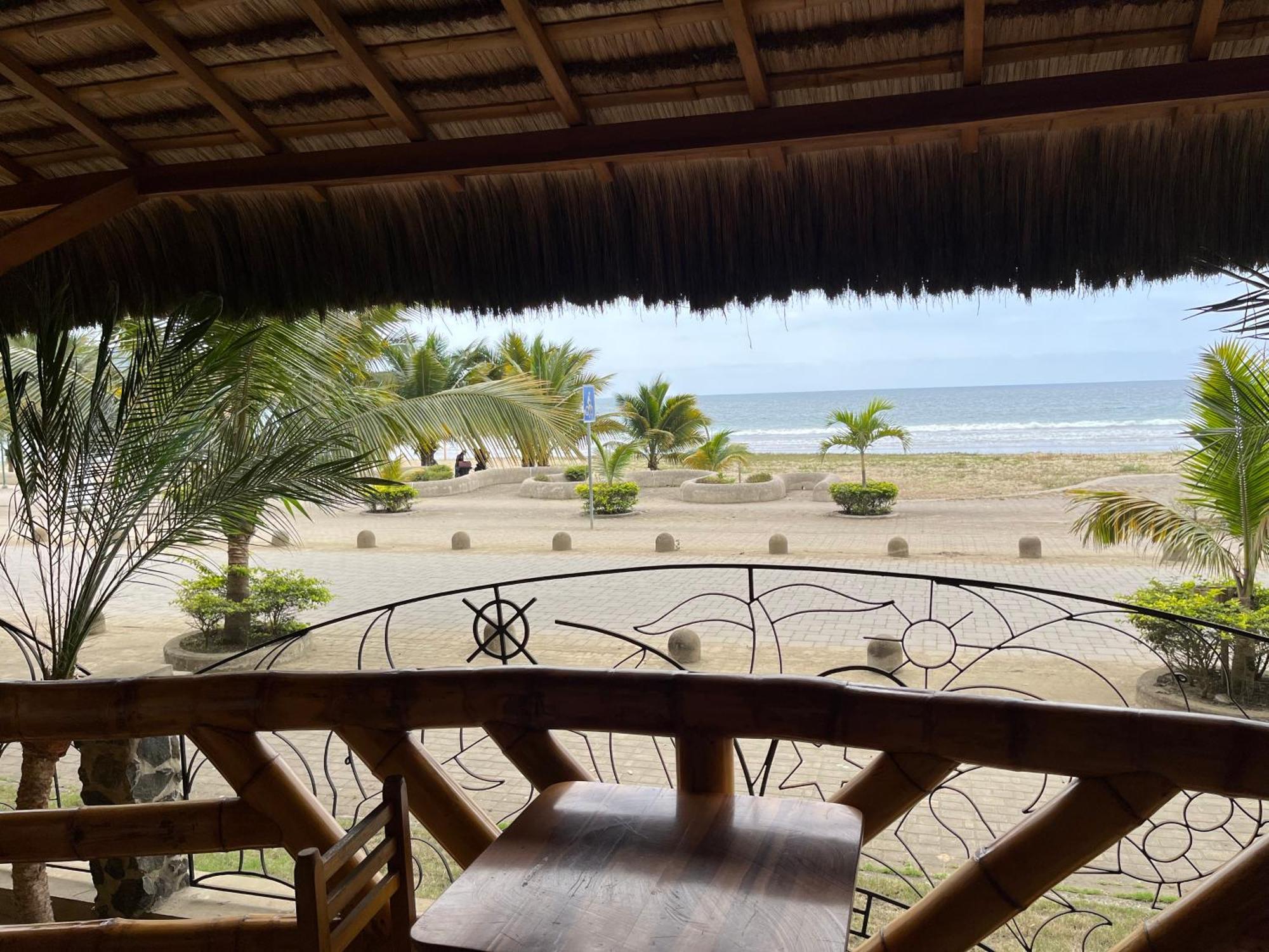 Puerto López Victor Hugo Hotel מראה חיצוני תמונה