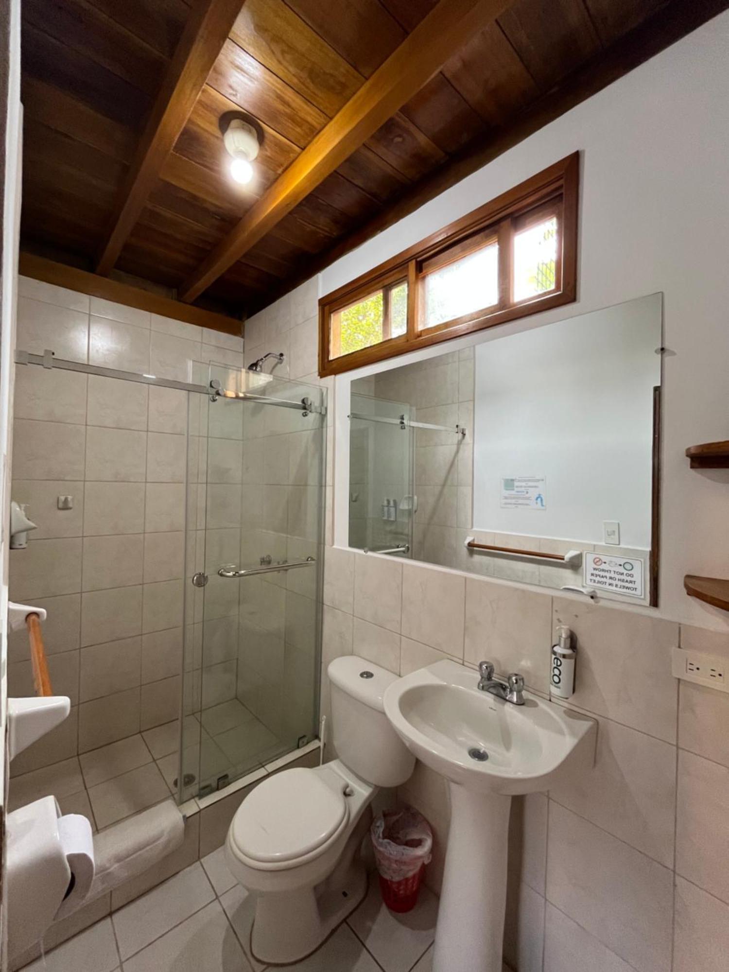 Puerto López Victor Hugo Hotel מראה חיצוני תמונה