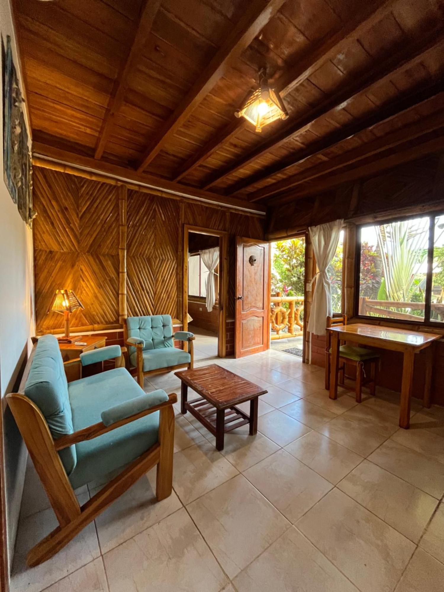Puerto López Victor Hugo Hotel מראה חיצוני תמונה
